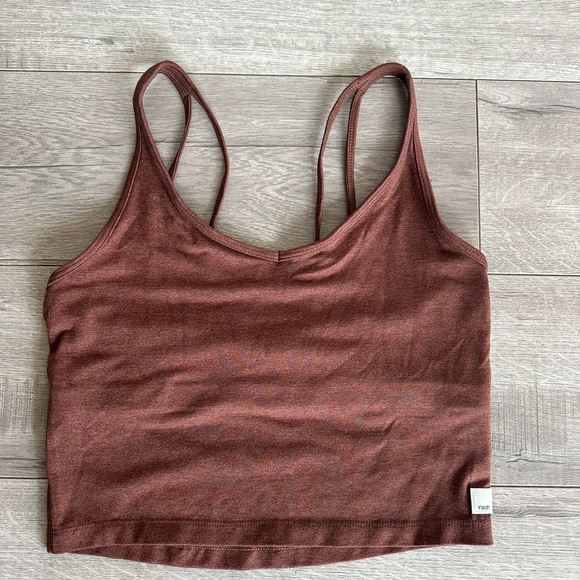 Vuori Women's Halo Performance Crop Tank in Chesnut Brown - Picture 5 of 5
